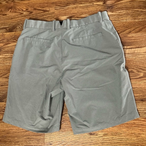 Nike Dri Fit Golf Shorts Men’s 36 - Picture 4 of 8